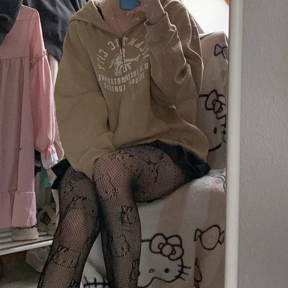 Hello kitty fishnet stockings - Picture 2 of 4